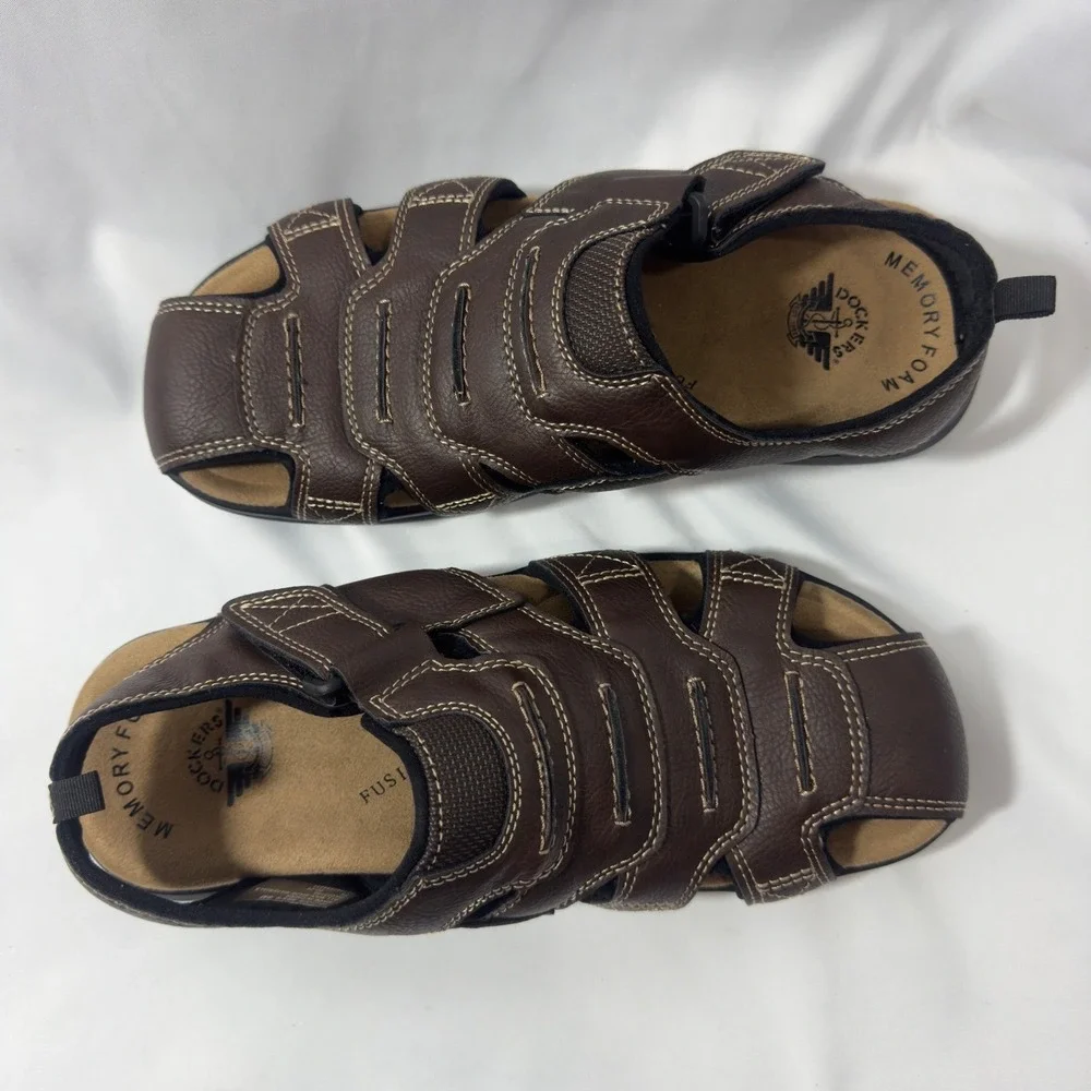 Dockers Mens Fisherman Sandals Brown Adjustable Strap MemoryFoam Comfort Size 8M